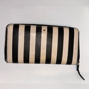 KATE SPADE Beige and Black Stripe Zipper Wallet